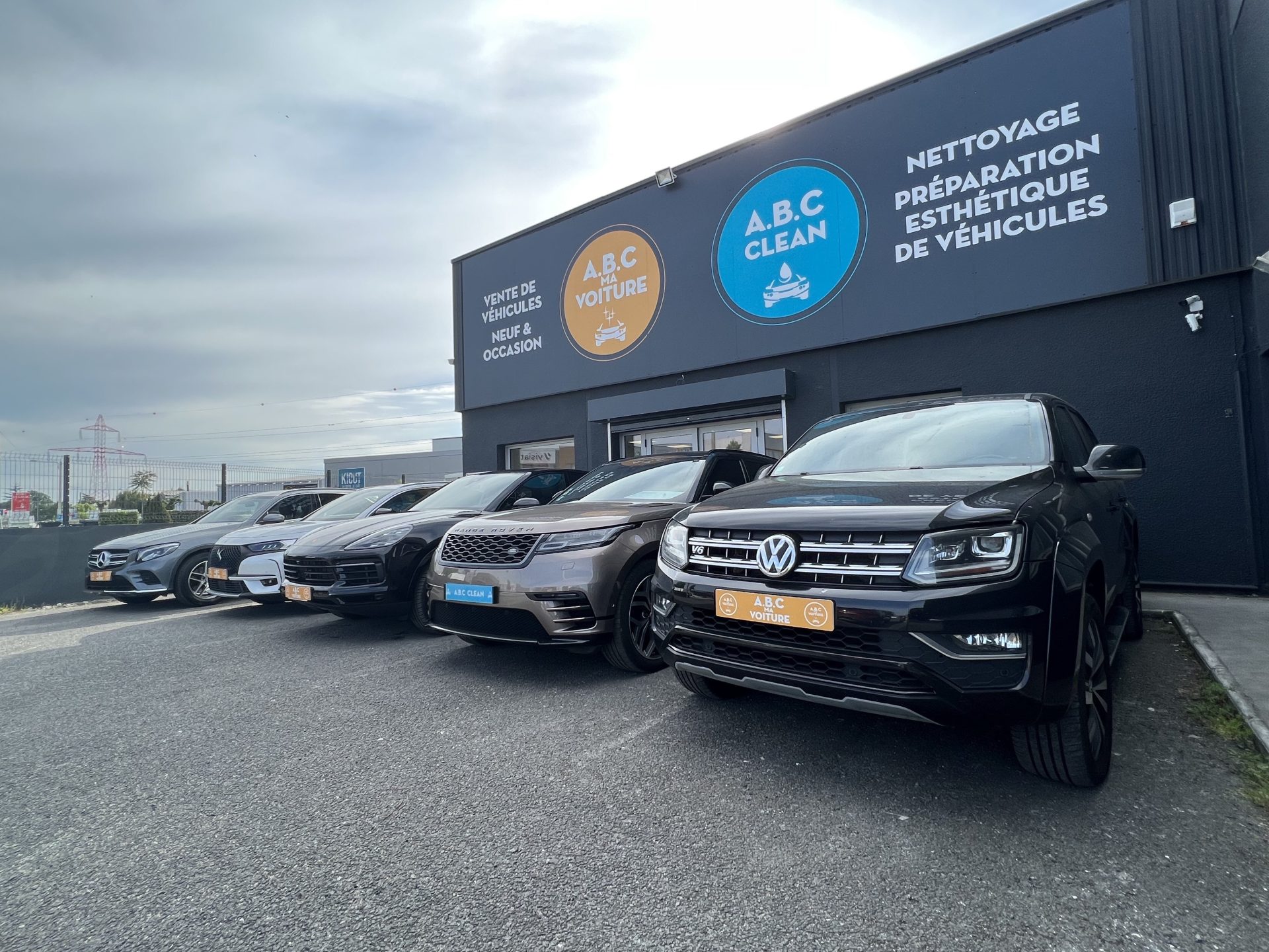 Nettoyage intérieur et extérieur voiture à Pessac - CLEAN AUTOS 33